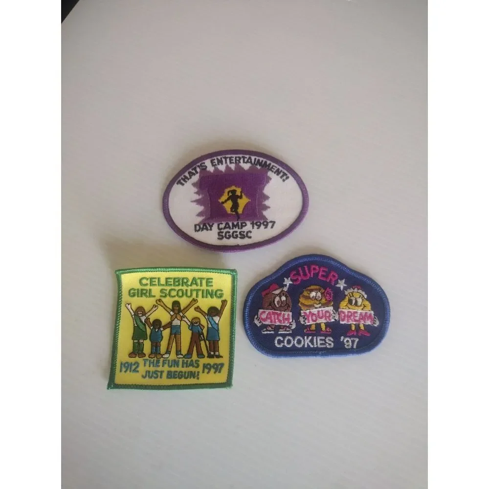 Lot‎ 3x Vintage 1997 GIRL SCOUTS CLUB Felt Patches Colorful Several Sizes